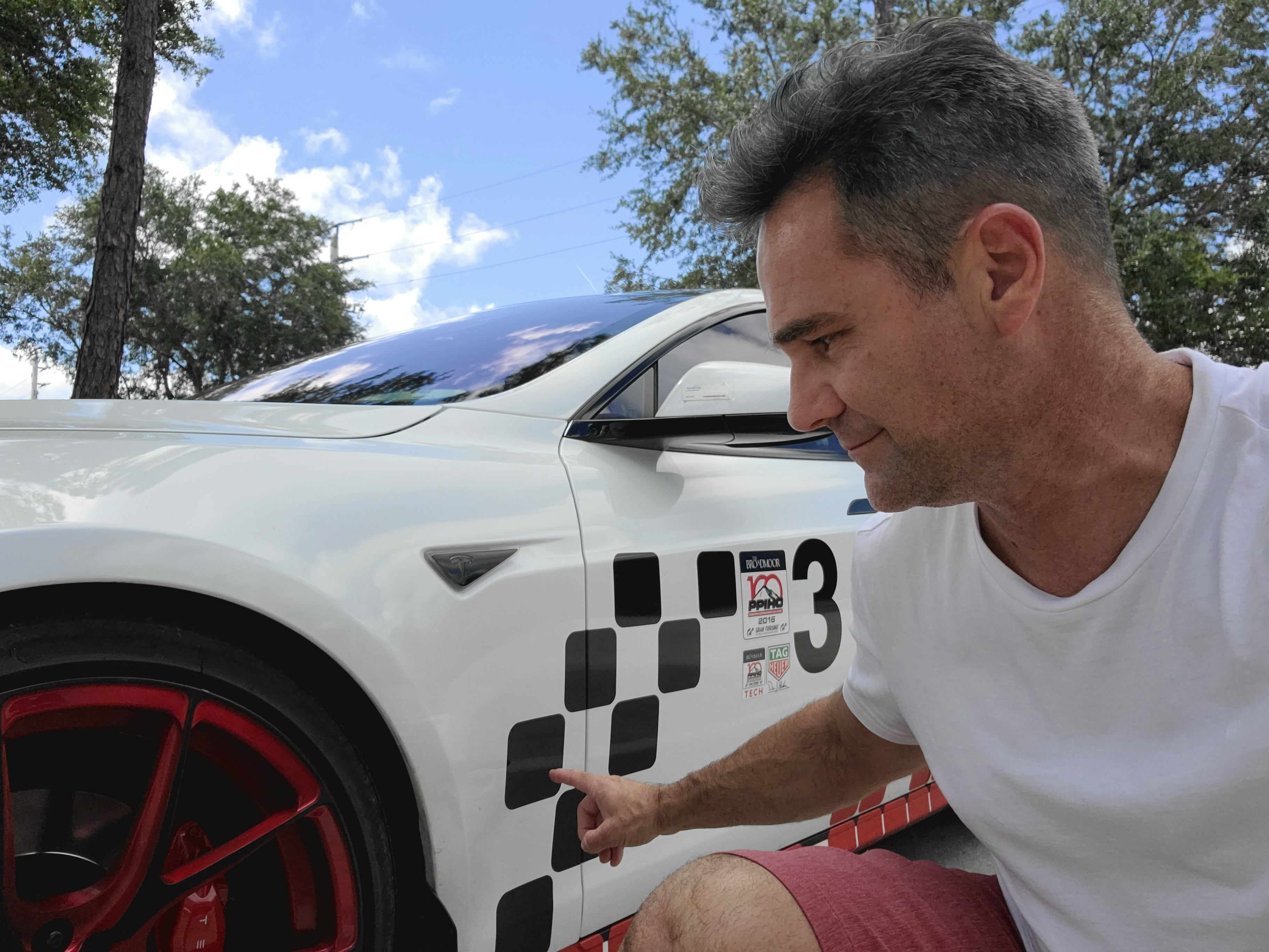 Get your name on our race car! – electricperformance